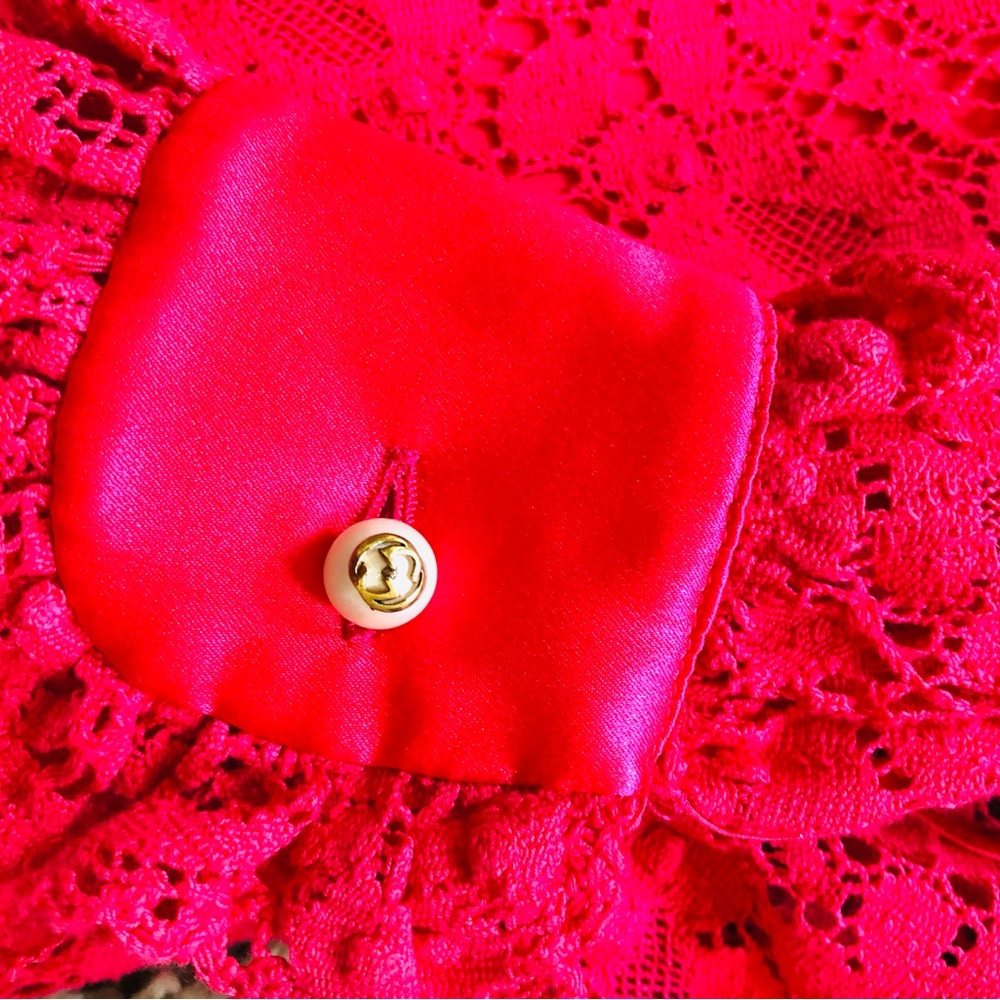 Gucci Hot Pink Lace Button- Front Dress. Size 38 - Picture 12 of 16